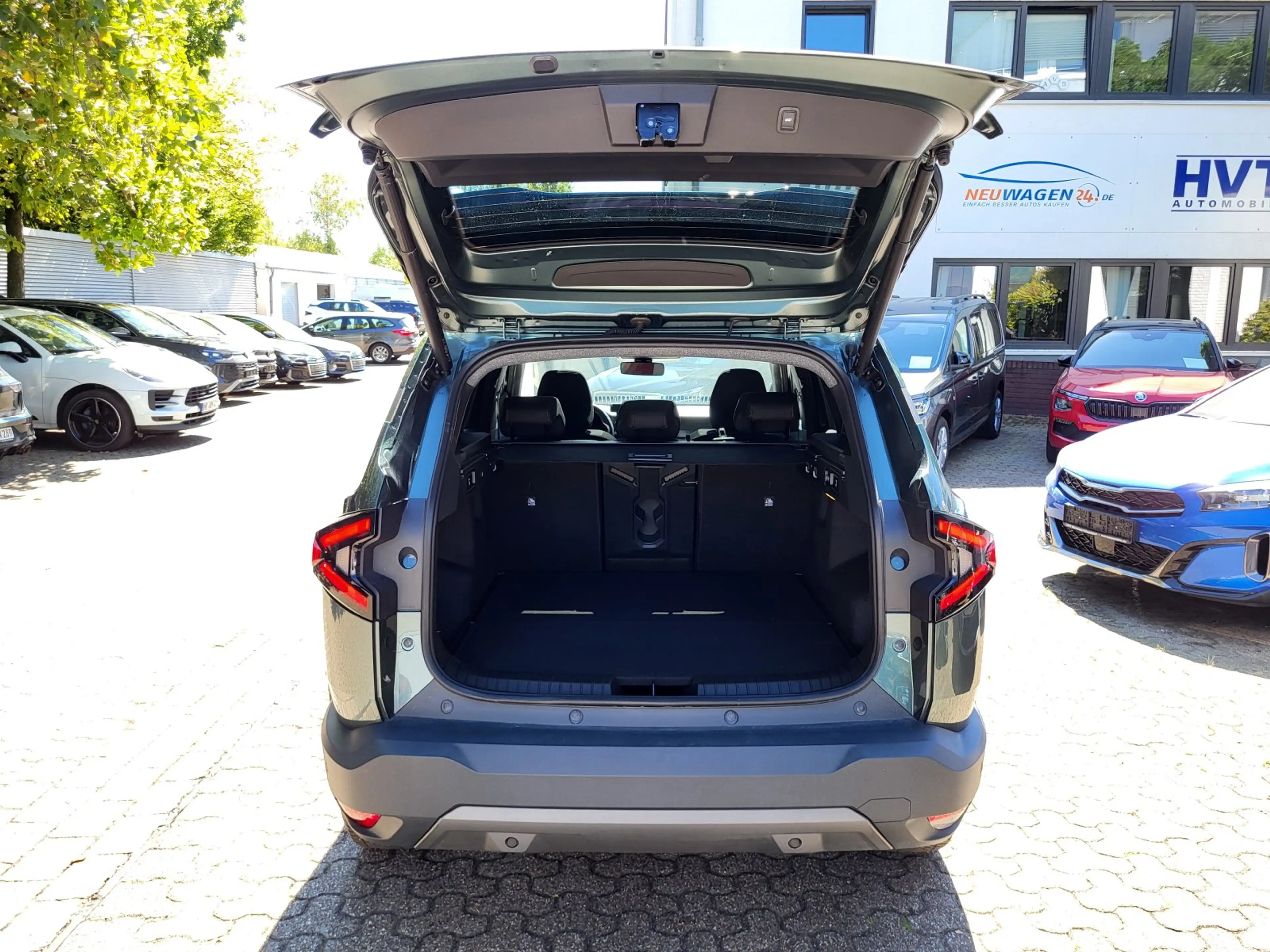 Dacia Bigster TCe 130 4x4 Extreme|CITY|WINTER PLUS|HECKKLAPPE — photo 12