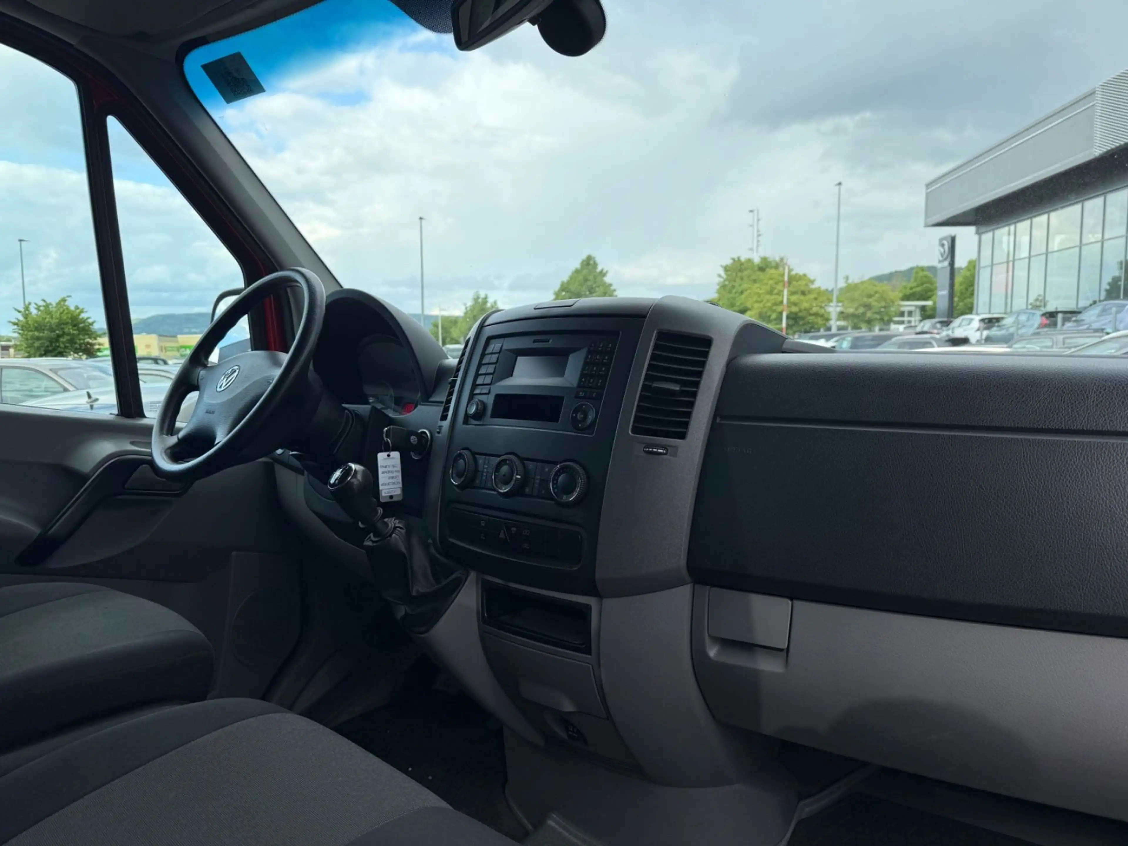 Volkswagen Crafter Kombi 35 kurz L1H1 9-Sitz/1-HD/Klima/PDC — photo 14