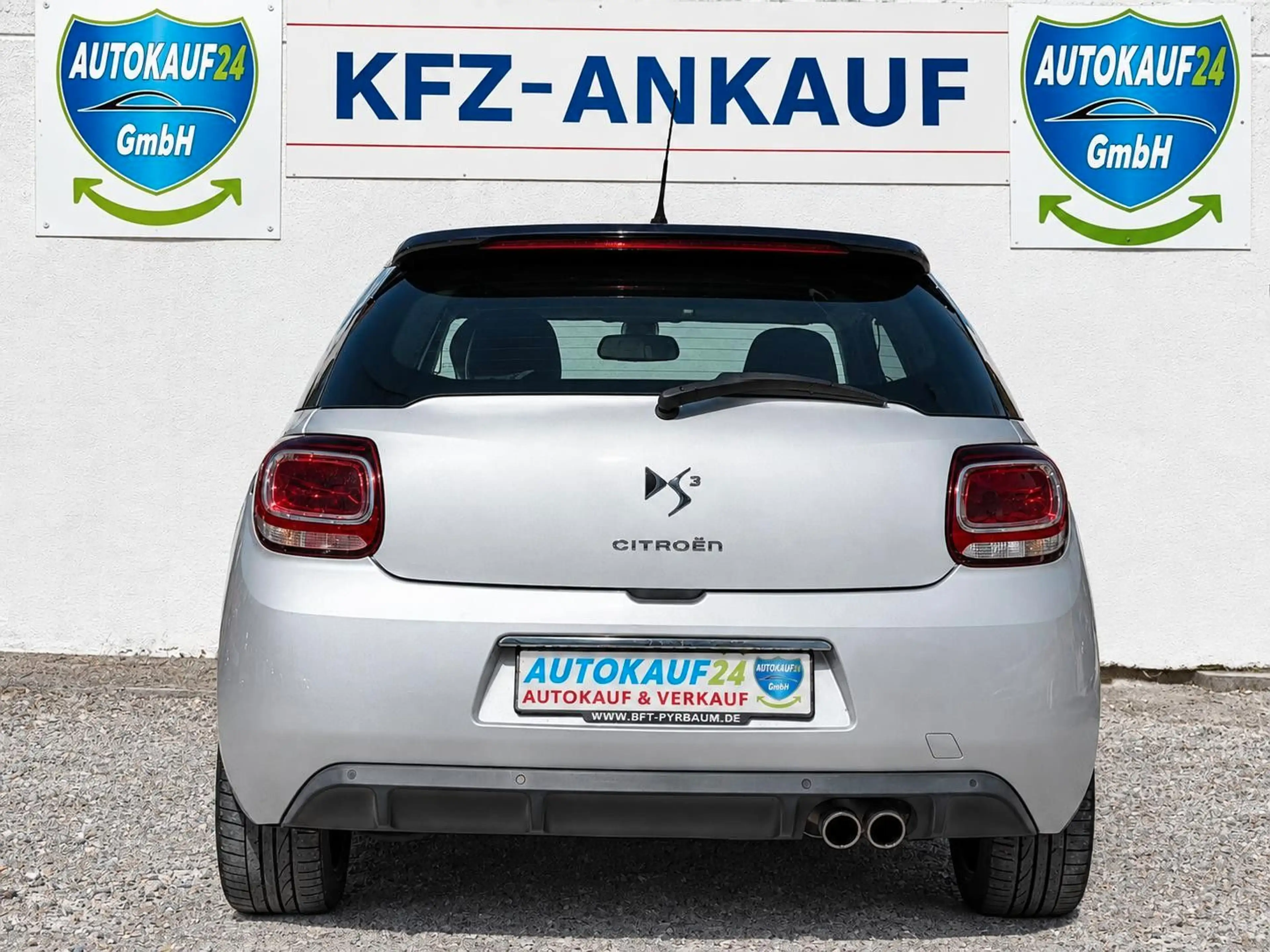 Citroen DS3 SportChic*NAVI*LEDER*SHZ*PDC*BT*TEMPOMAT — photo 4