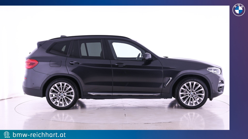 BMW X3 xDrive30e — photo 2