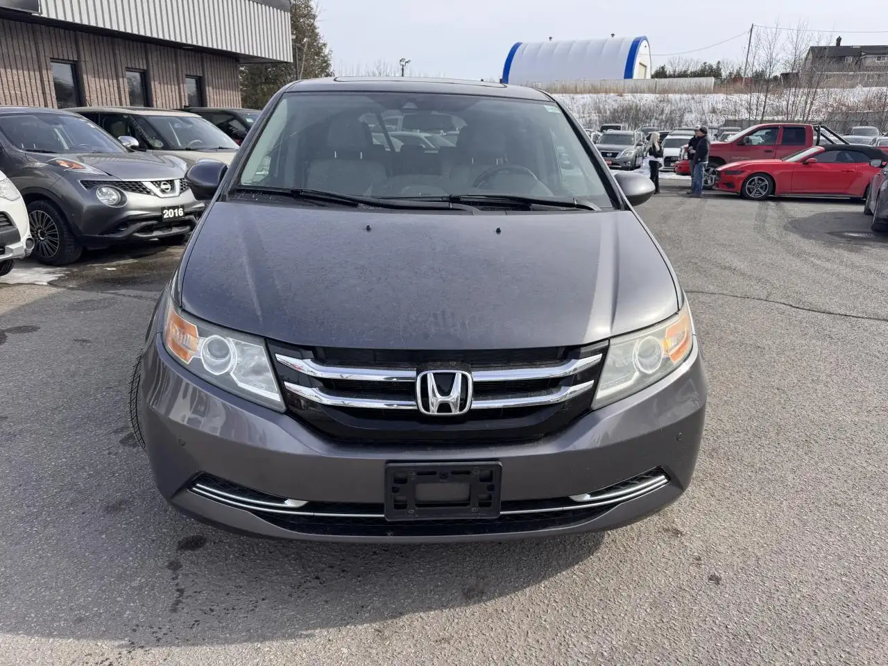 Honda Odyssey снимка Honda Odyssey