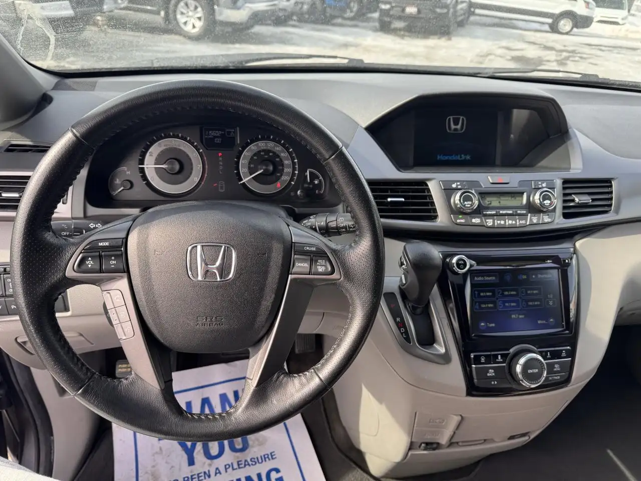Honda Odyssey снимка Honda Odyssey