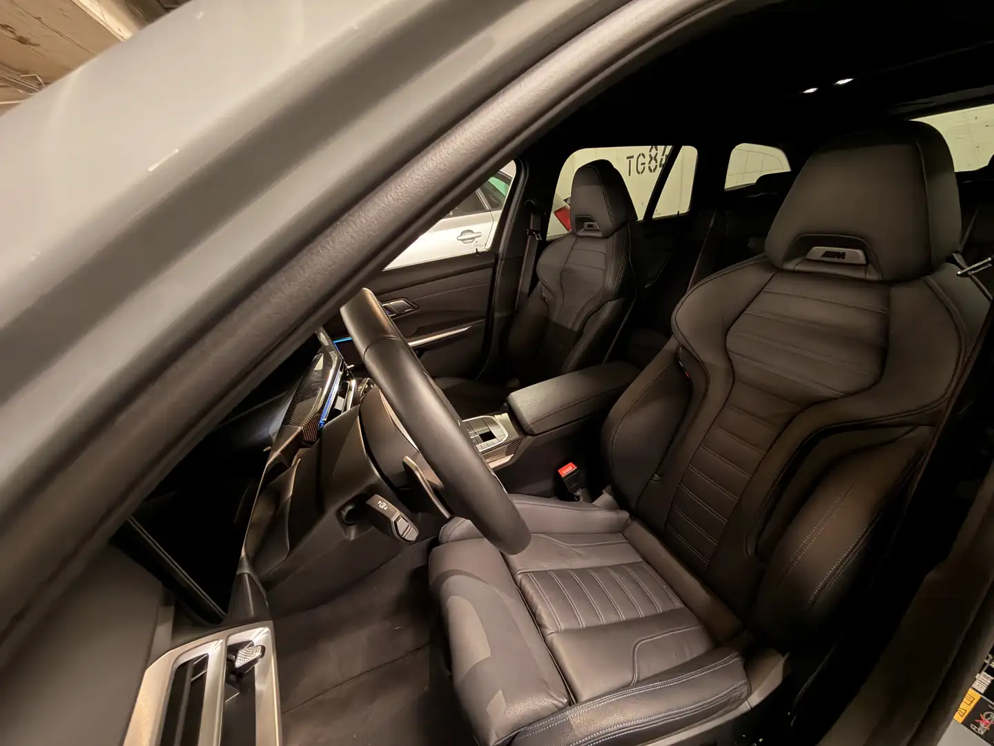 BMW 330 330e PHEV xDrive Touring Aut. Grau - 2