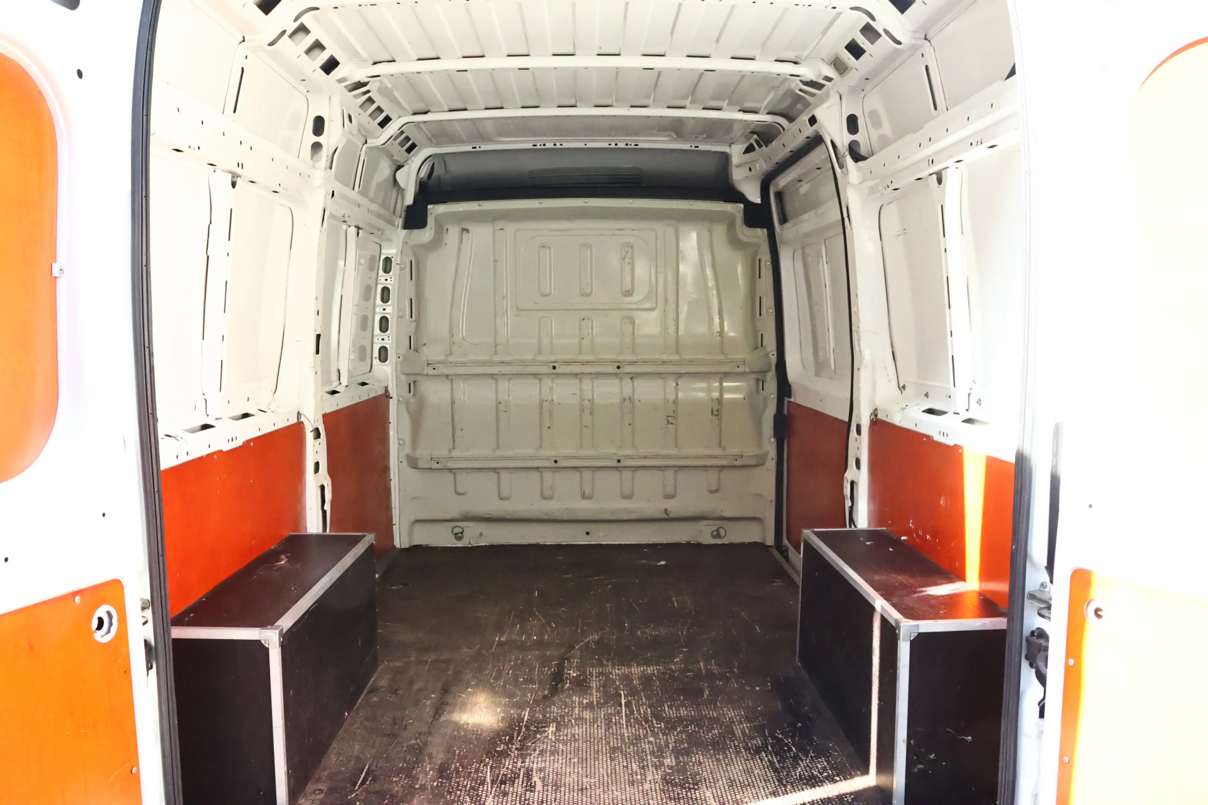 Peugeot Boxer 330 2.0 BlueHDI L2H2 Pro Navigatie / Camera / Trek — photo 10