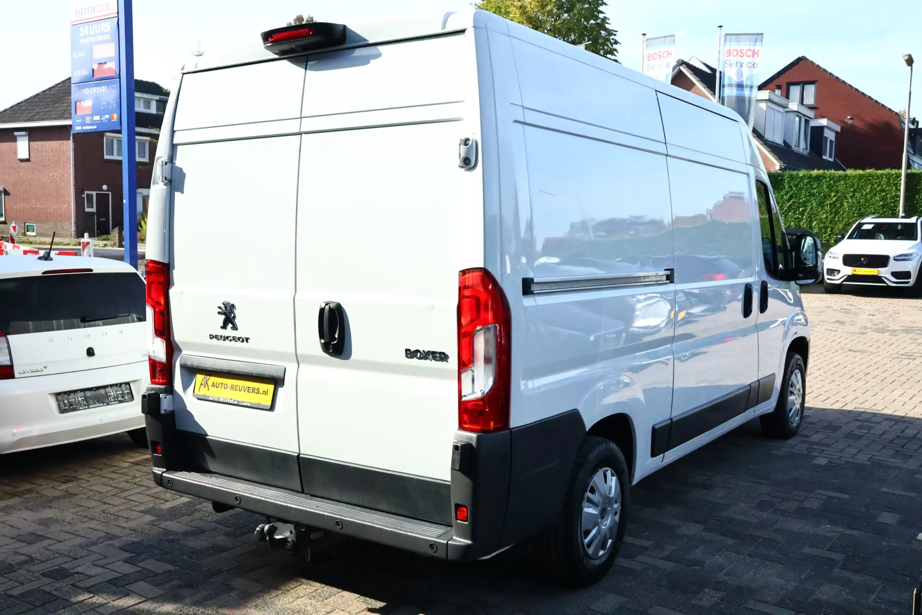 Peugeot Boxer 330 2.0 BlueHDI L2H2 Pro Navigatie / Camera / Trek — photo 2