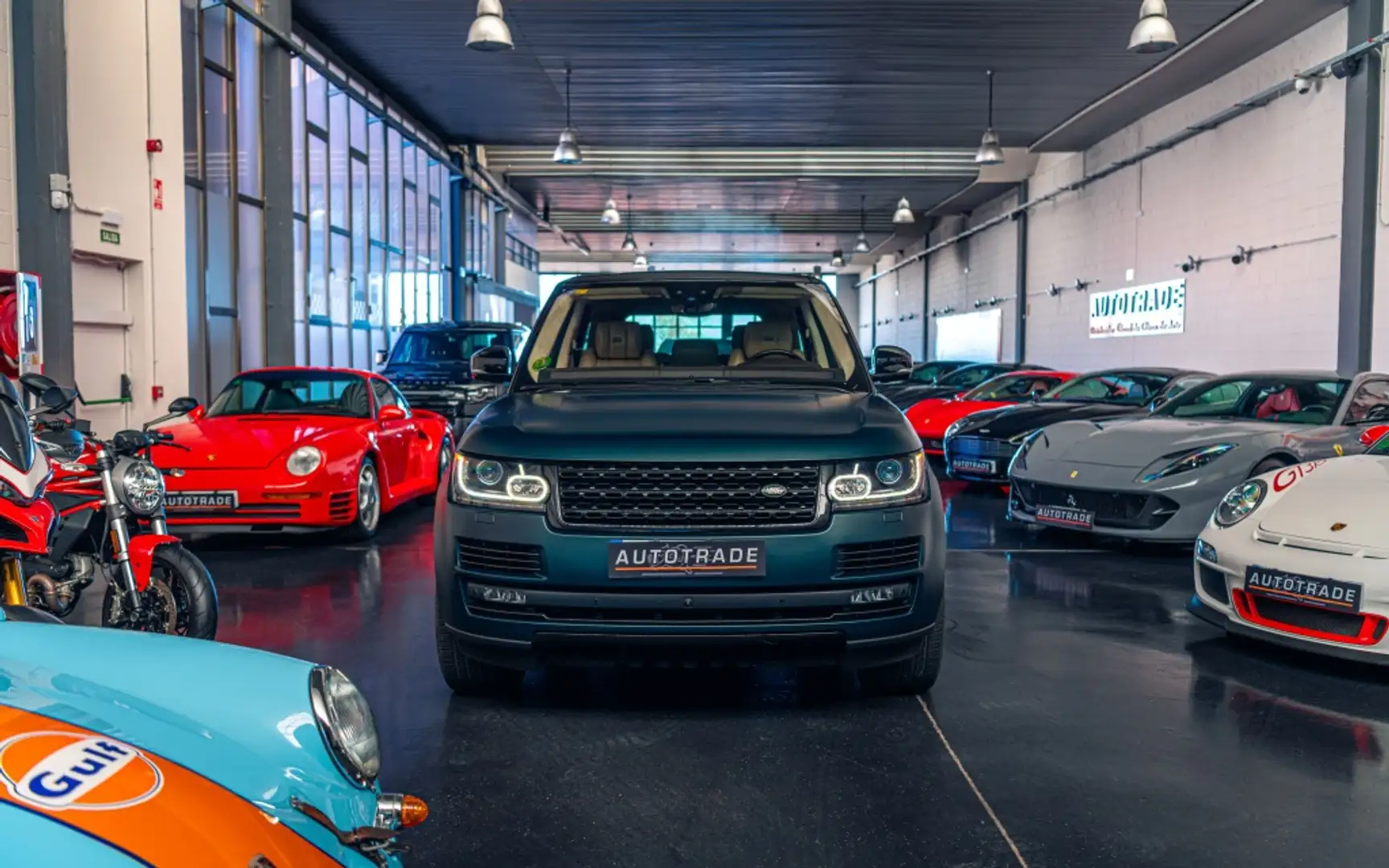 Land Rover Range Rover 5.0 V8 Vogue Aut. Verde - 2