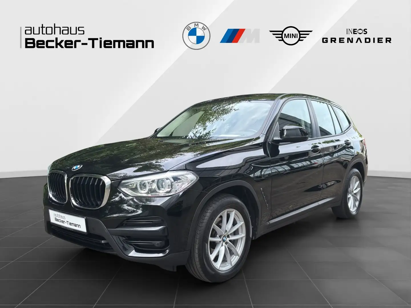 BMW X3 xDrive20d AHK | Pano.Dach | LED | Navi | 19" etc. Schwarz - 1