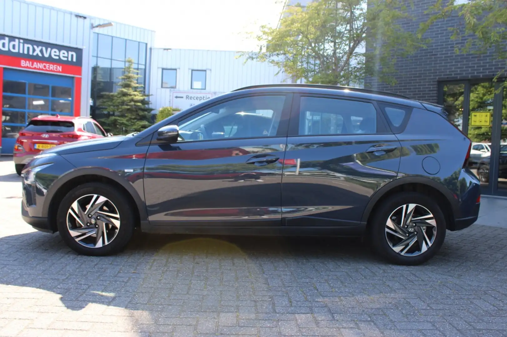 Hyundai BAYON 1.0 T-GDI Automaat Navi/Cam/Airco/16"/Cruise "RIJK Grau - 2