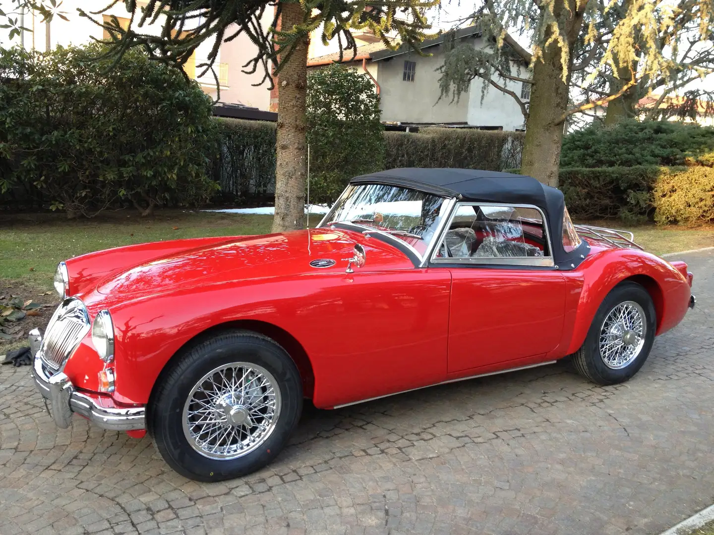 MG MGA Cabrio 1600cc Rojo - 2