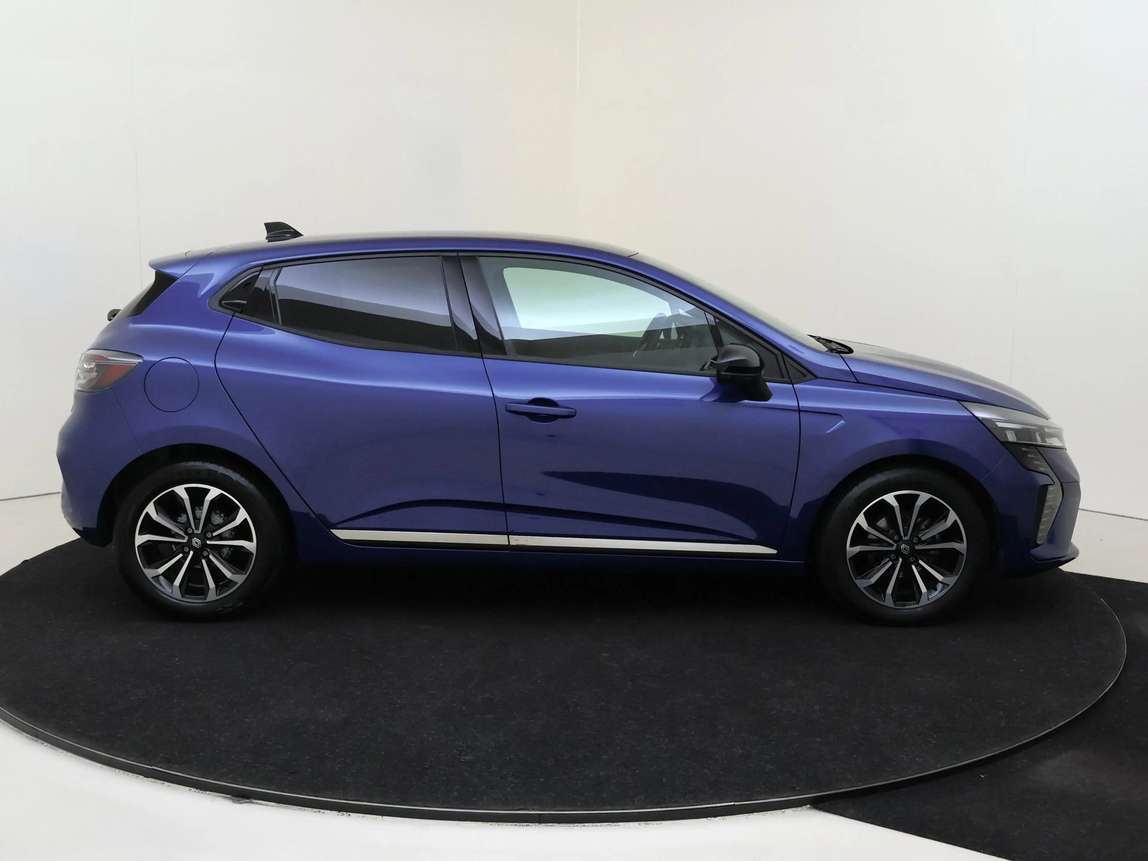 Renault Clio 1.0 TCe 90 PK GPF techno | Camera  | Parkeersensor — photo 8