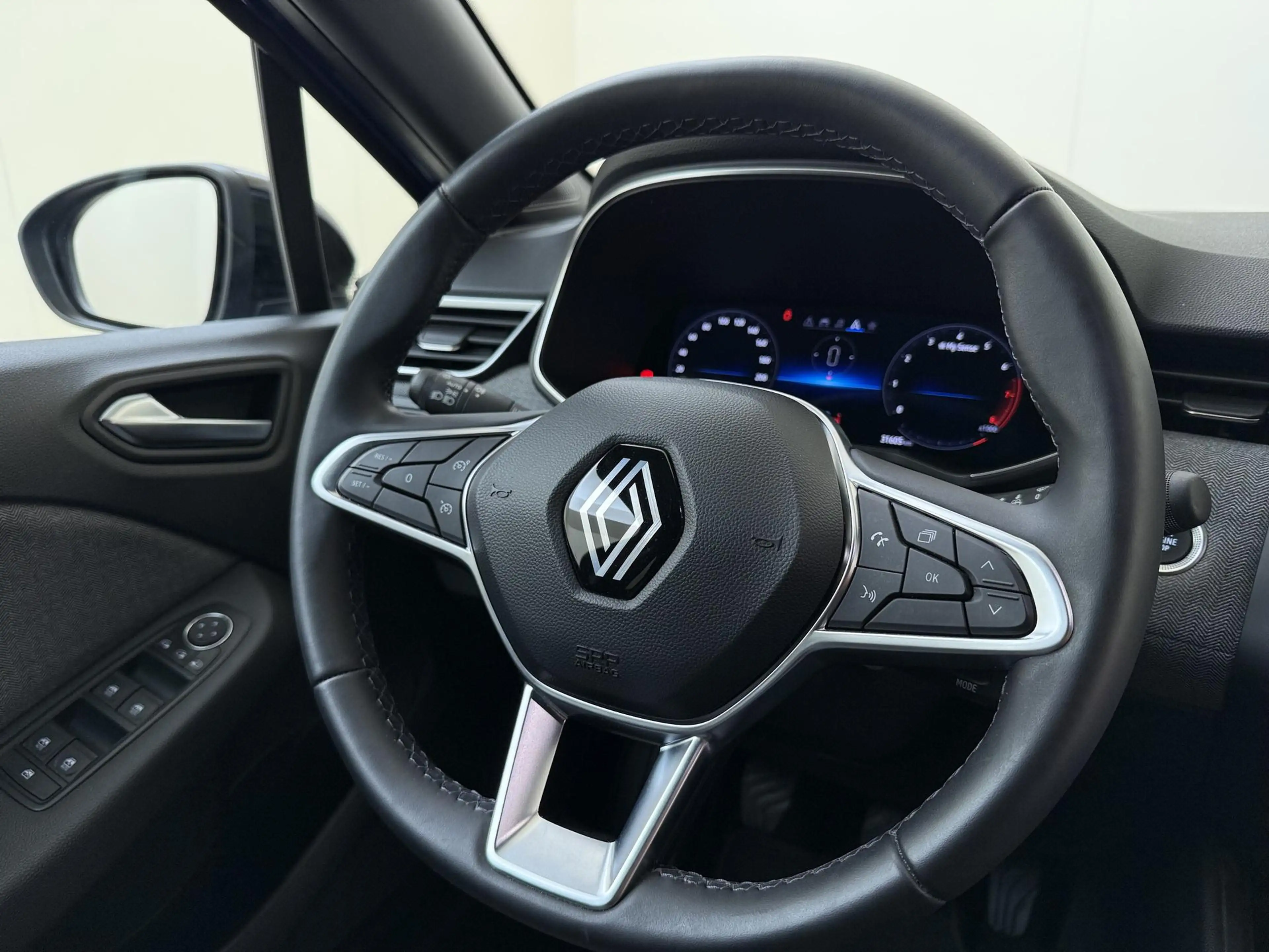 Renault Clio 1.0 TCe 90 PK GPF techno | Camera  | Parkeersensor — photo 10
