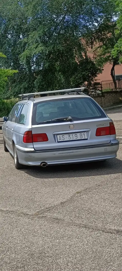 BMW 520 520i Touring - 1