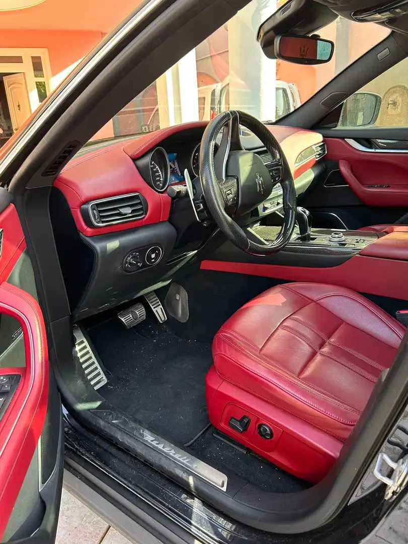 Maserati Levante Levante 3.0 V6 275cv auto Nero - 2