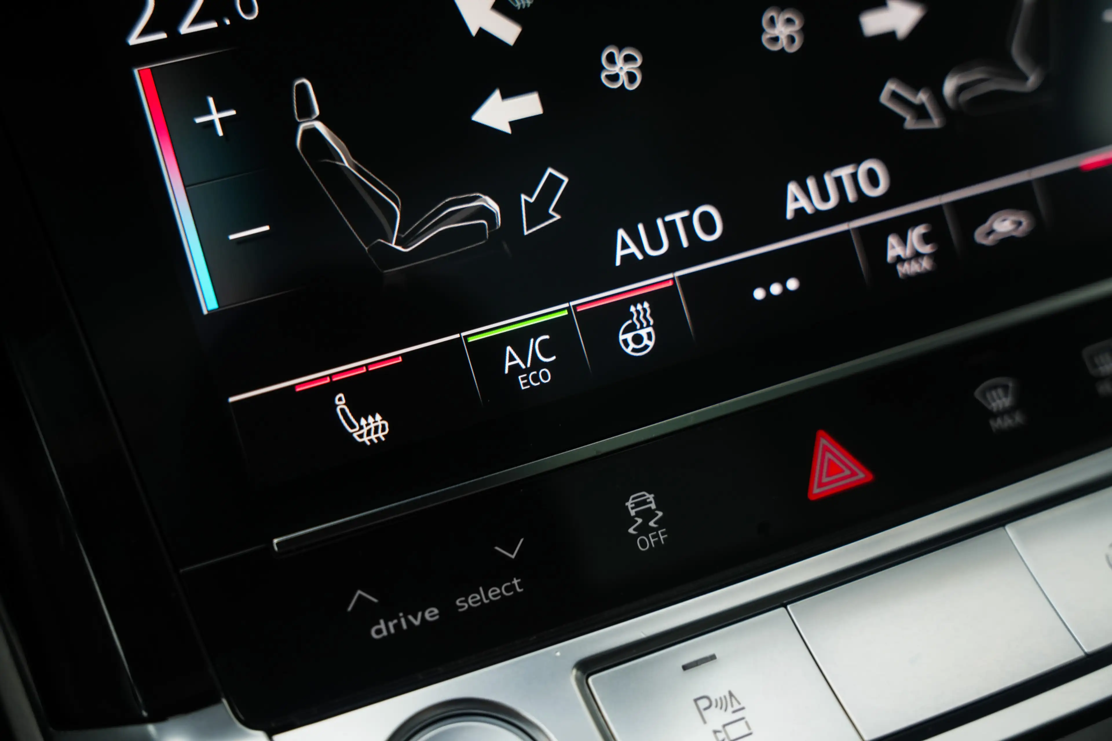 Audi e-tron 55 Quattro 408 pk Advanced 95 kWh Audi-Design / NL — photo 33