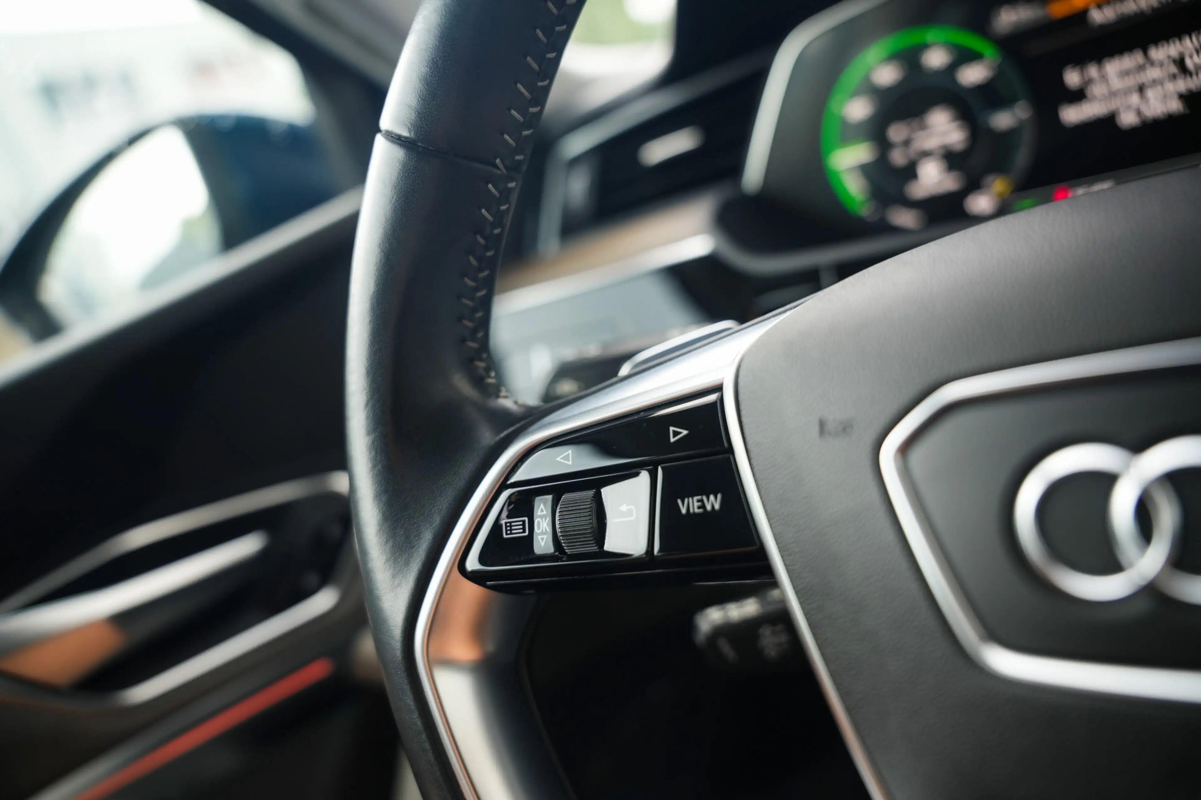 Audi e-tron 55 Quattro 408 pk Advanced 95 kWh Audi-Design / NL — photo 20