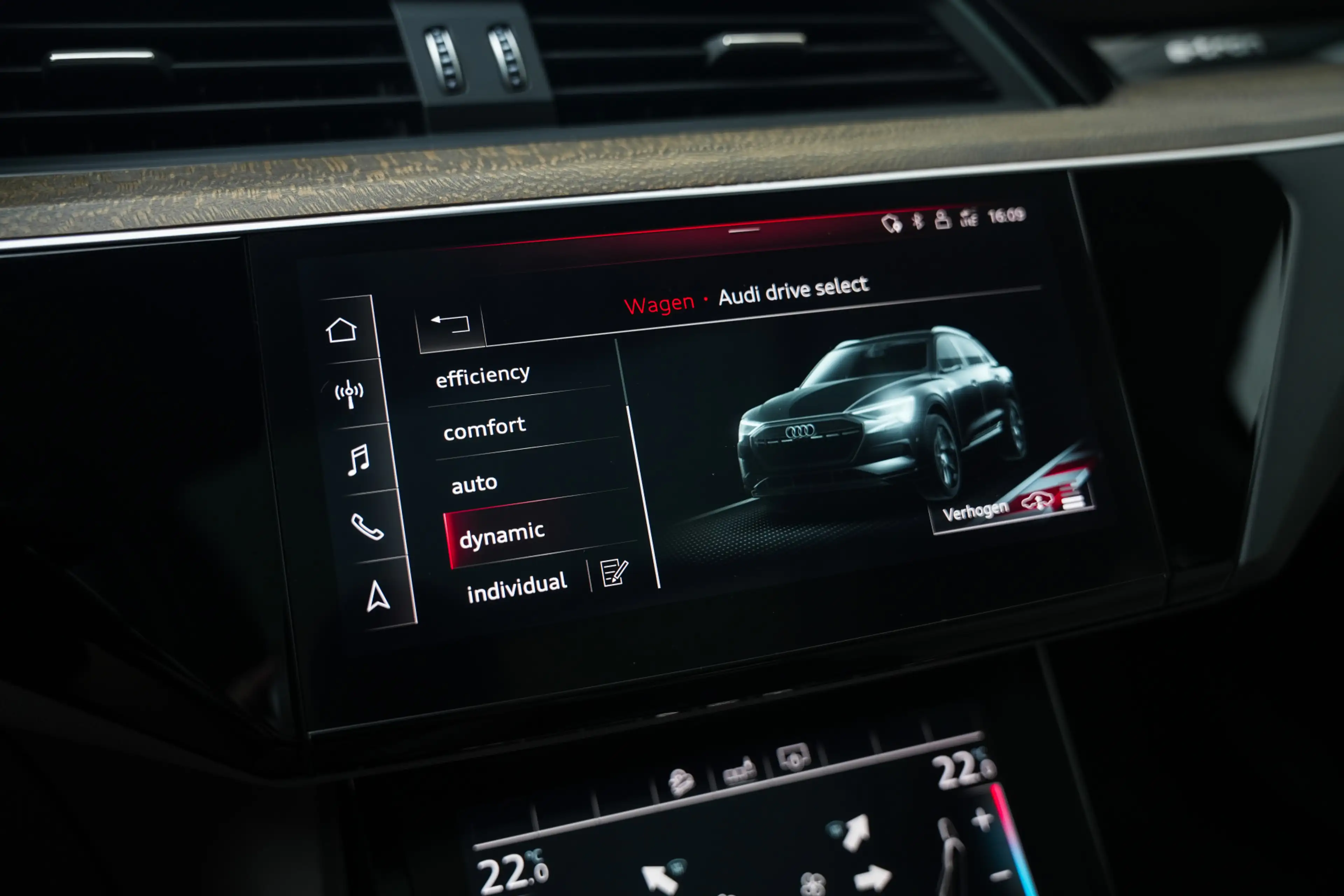 Audi e-tron 55 Quattro 408 pk Advanced 95 kWh Audi-Design / NL — photo 39