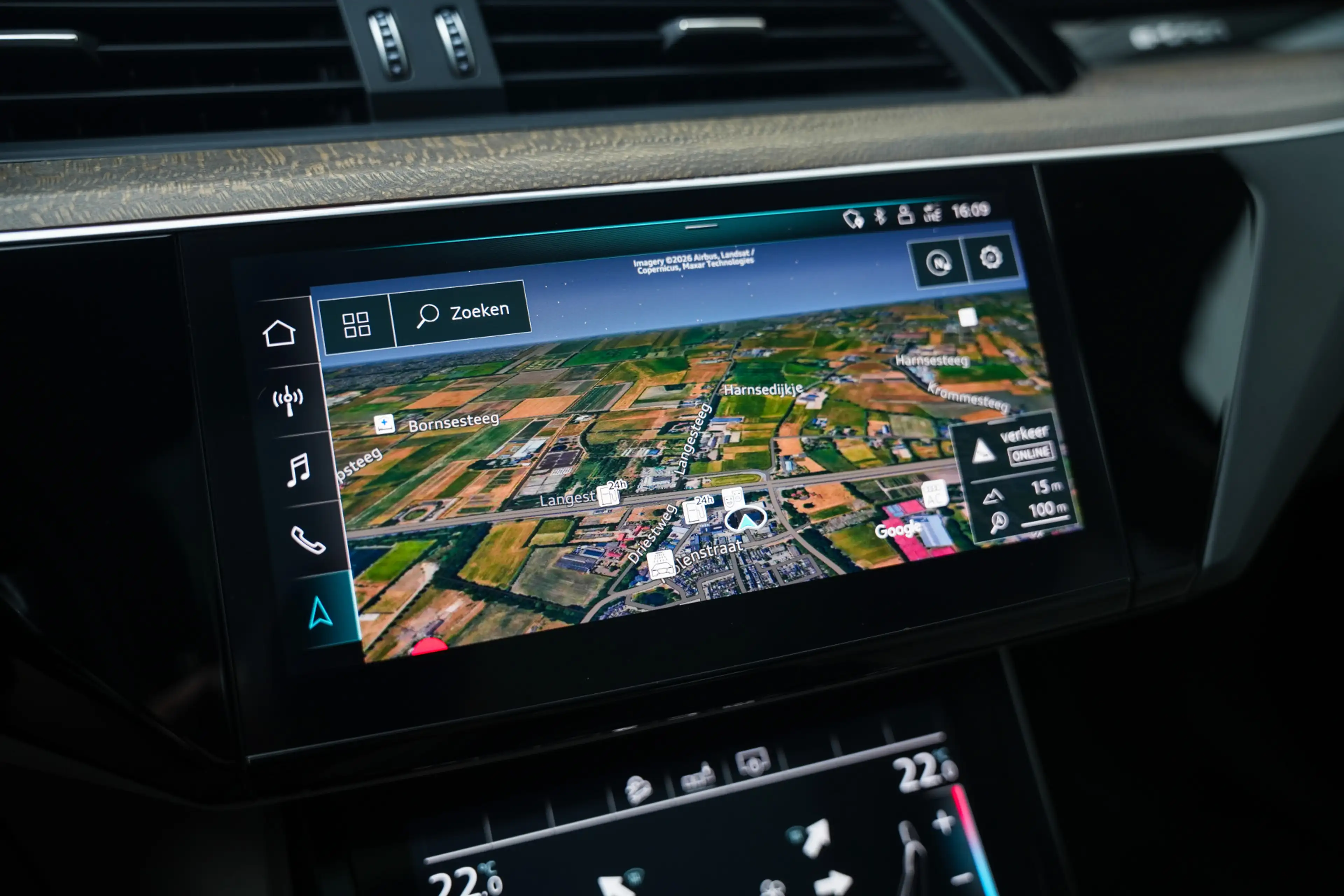 Audi e-tron 55 Quattro 408 pk Advanced 95 kWh Audi-Design / NL — photo 37