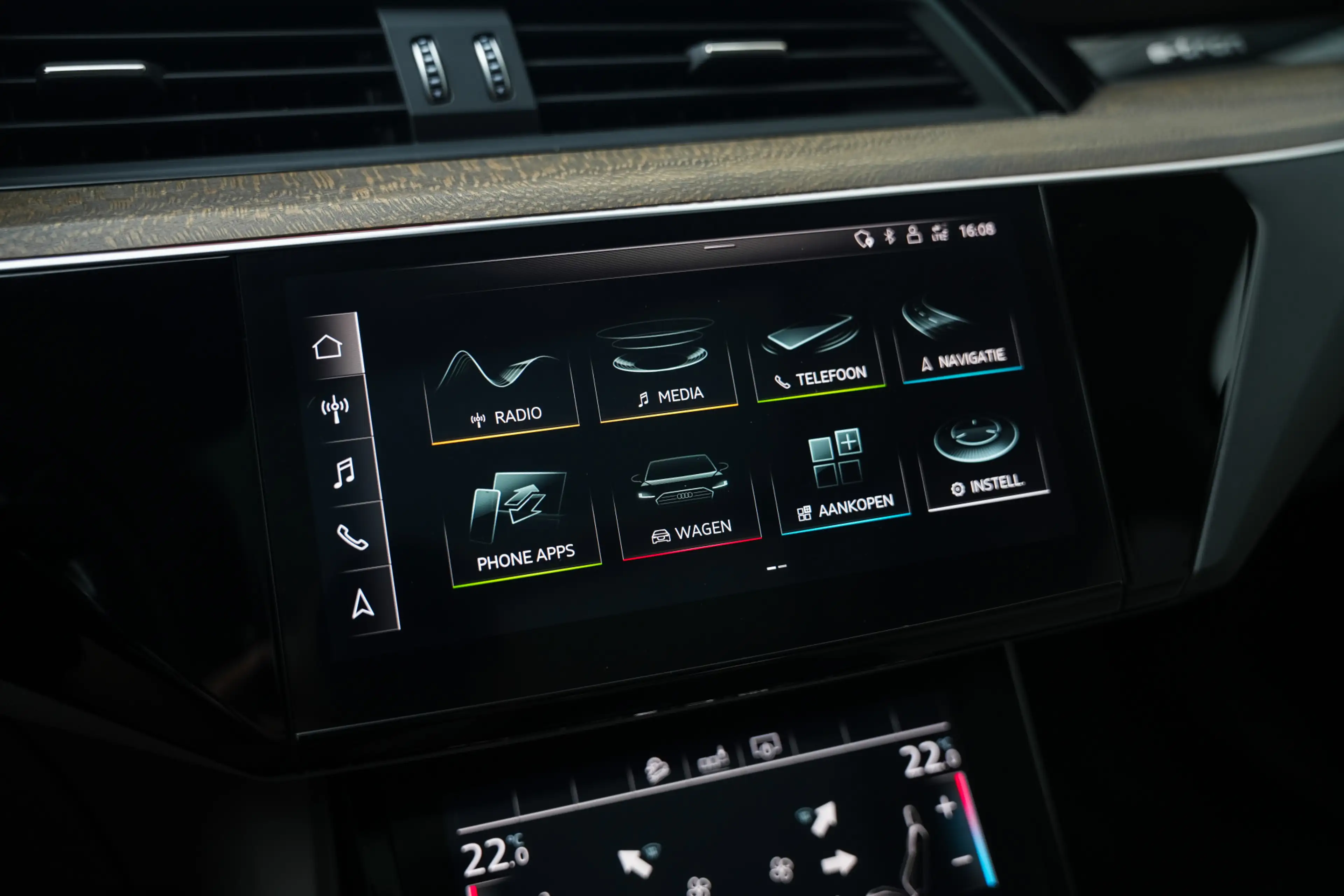 Audi e-tron 55 Quattro 408 pk Advanced 95 kWh Audi-Design / NL — photo 34