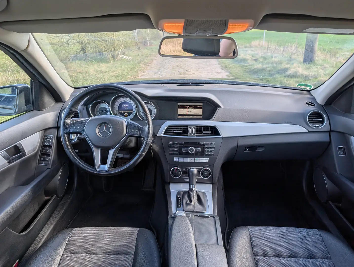 Mercedes-Benz C 180 C-Klasse T-Modell T (BlueEFFICIENCY) Avantgarde Schwarz - 2