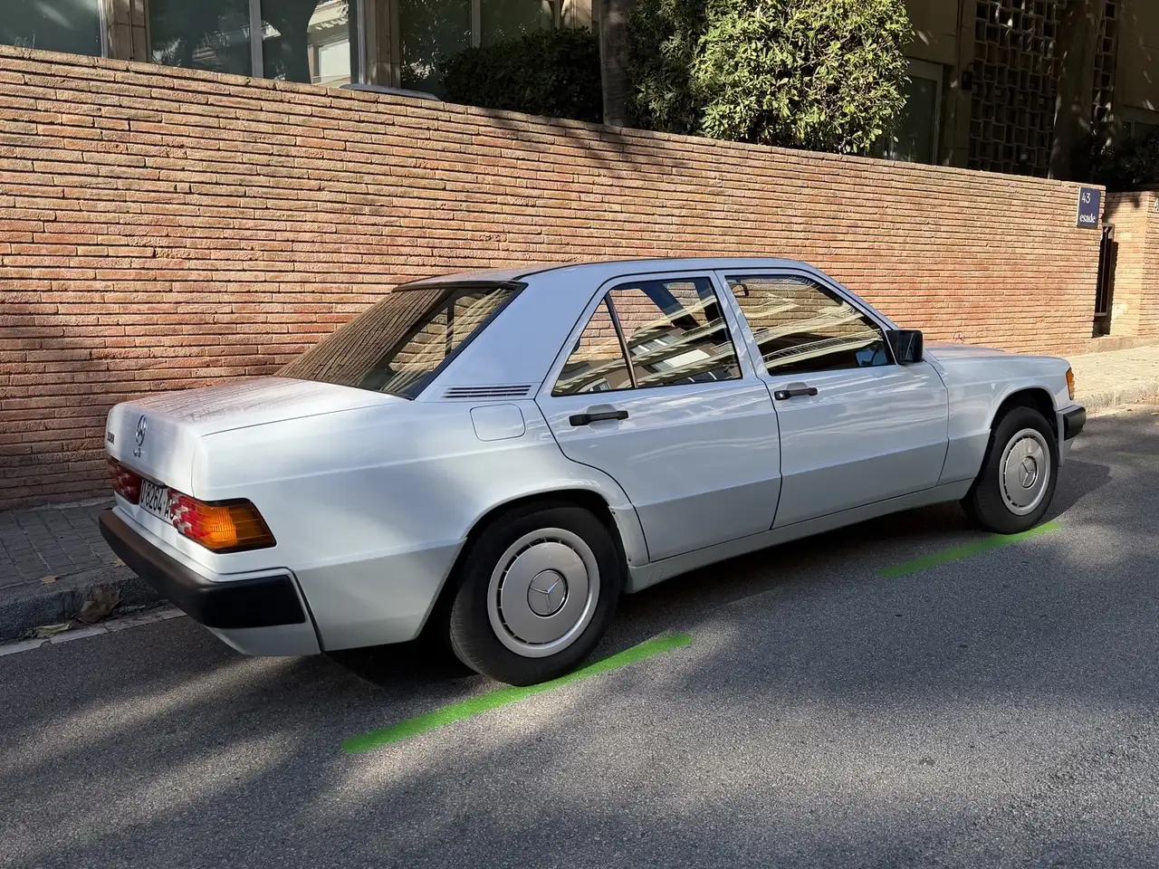 Mercedes-Benz 190, foto 2