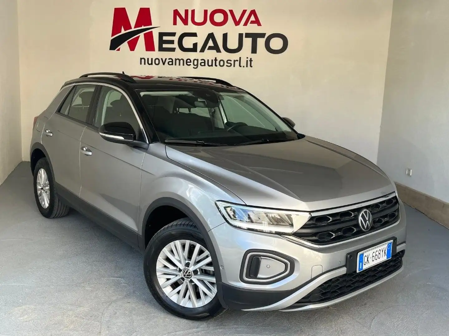 Volkswagen T-Roc 1.5 TSI ACT DSG Life Gris - 1
