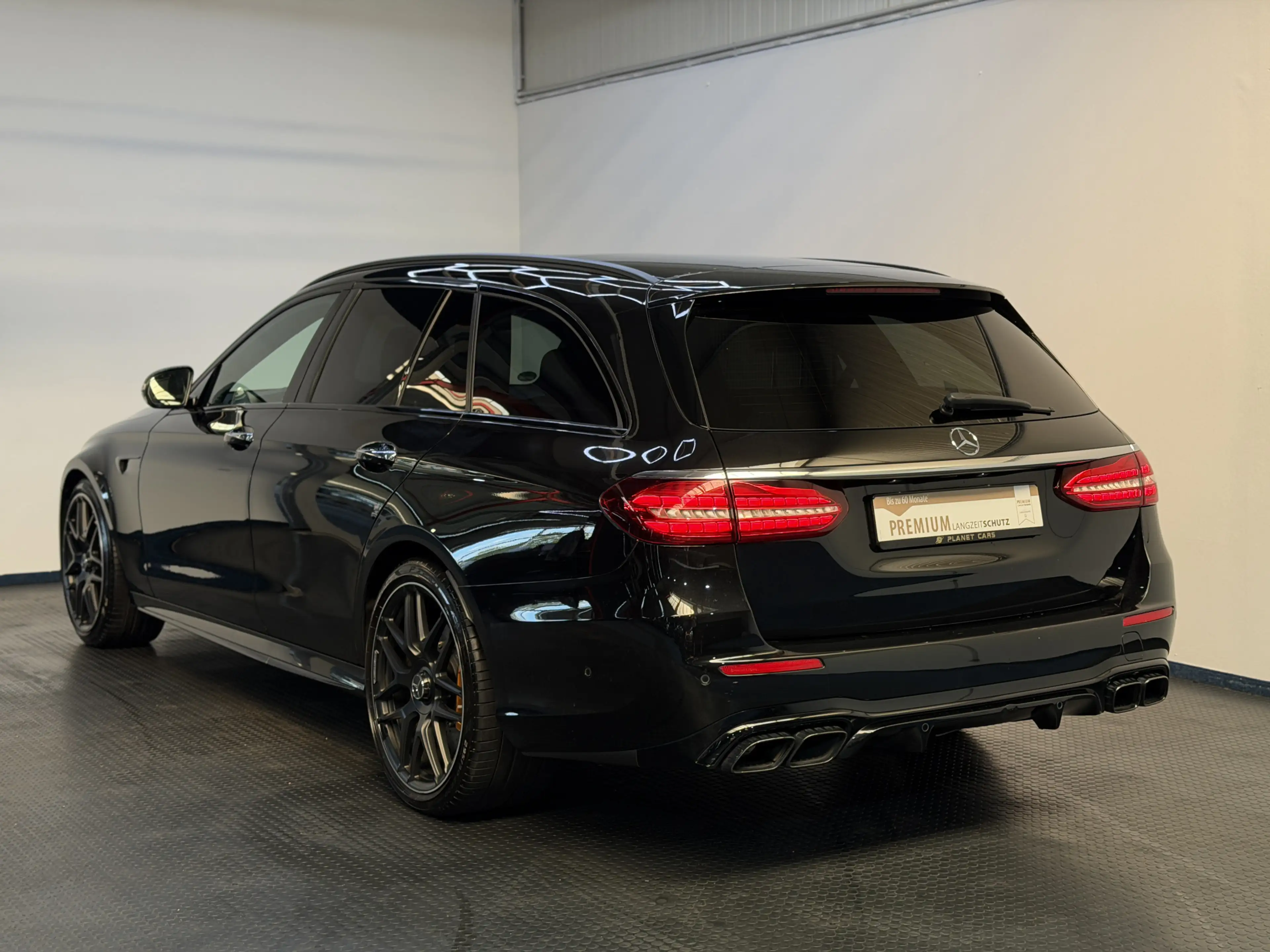 Mercedes-Benz E 63 AMG S 4Matic+|VOLLAUSSTATTUNG|3J.Garantie — photo 2