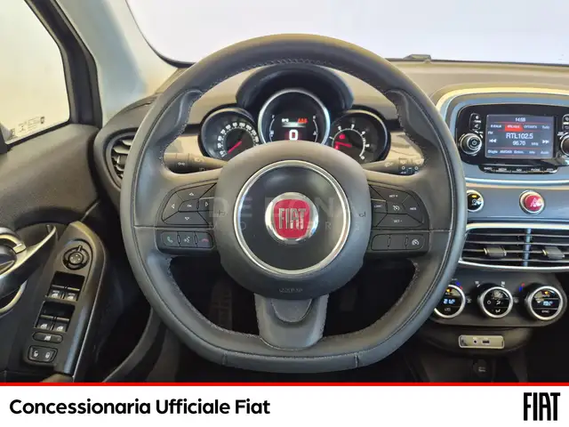 Fiat 500X view 10