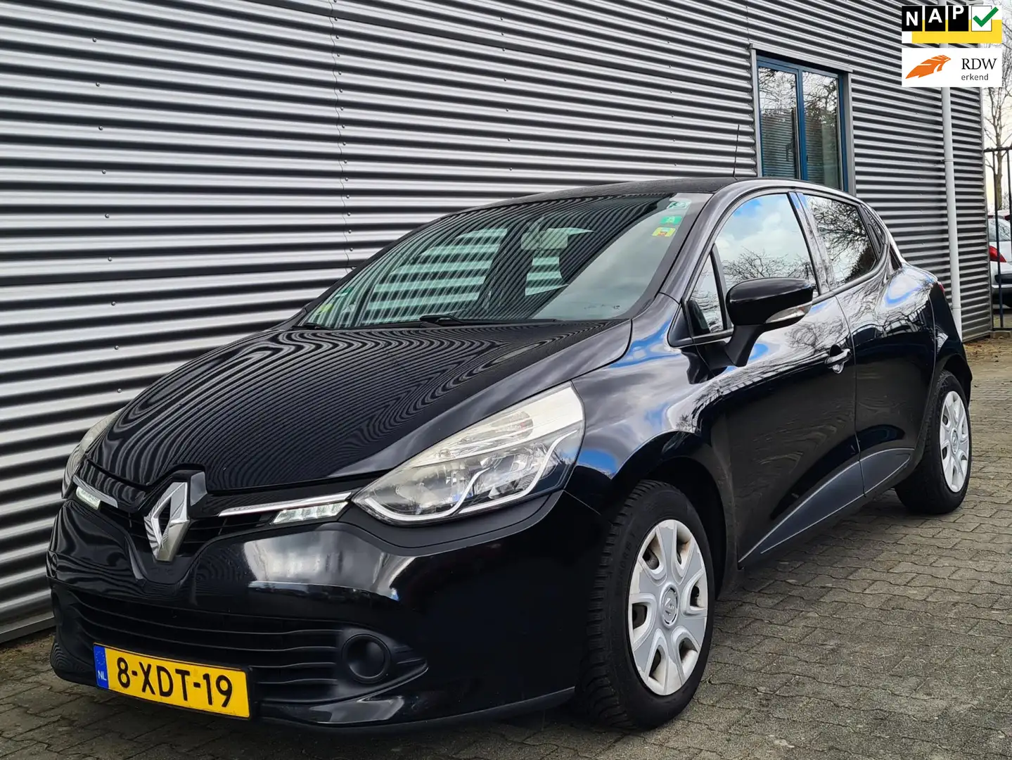 Renault Clio 1.5 dCi ECO Expression 07-2014 Zwart Metallic Nero - 1