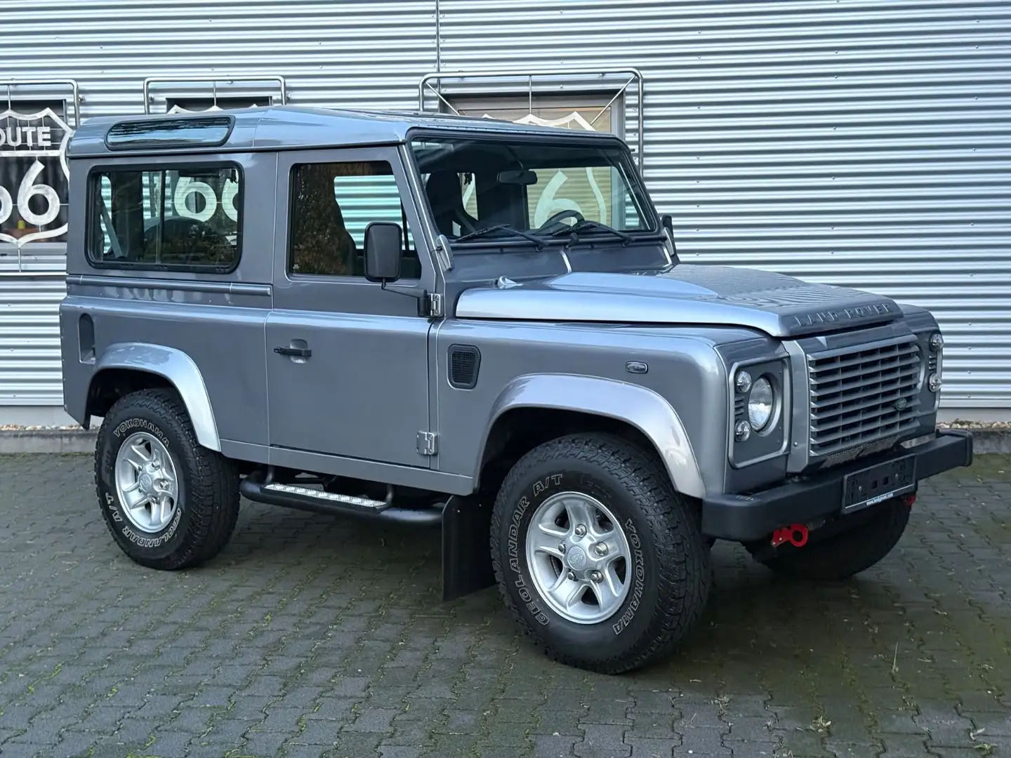 Land Rover Defender 90 SE ,Recaro,Klima,Alu,SHZ,AHK.TOP Gris - 1