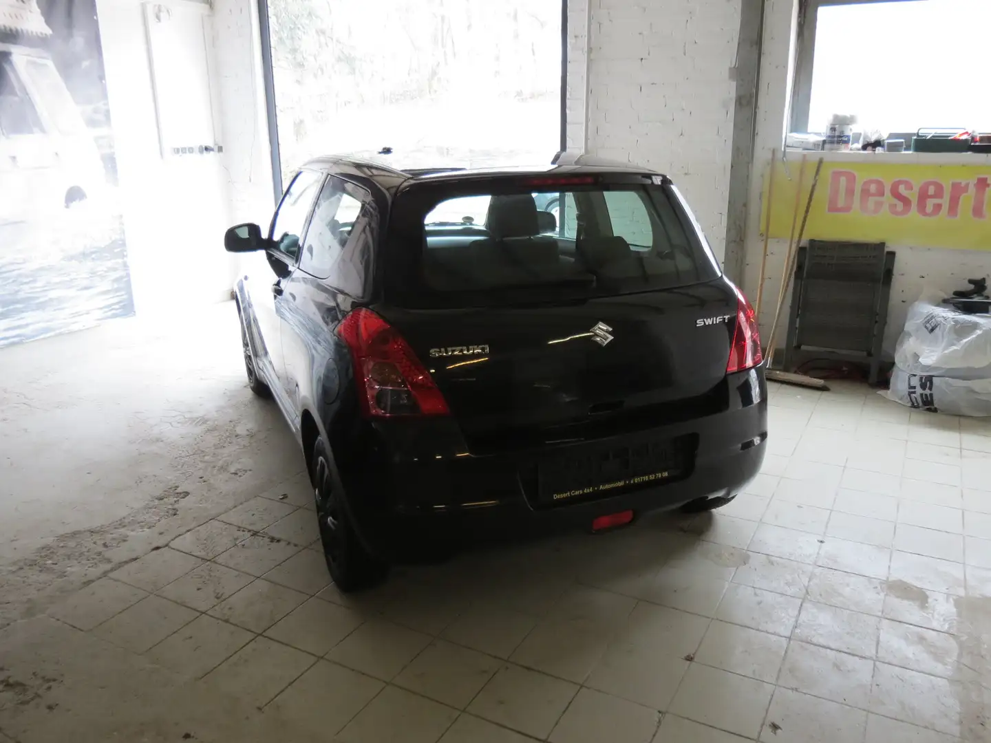Suzuki Swift Classic (3-trg.) Schwarz - 2