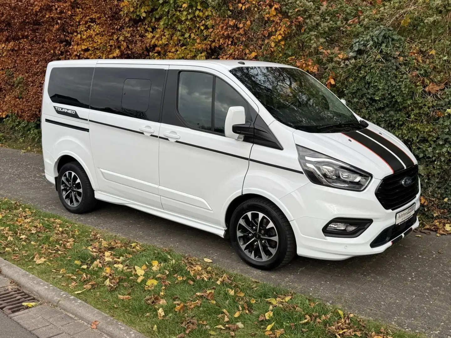 Ford Tourneo Custom Sport L1 8-Sitze /Zahnriemen NEU Weiß - 2