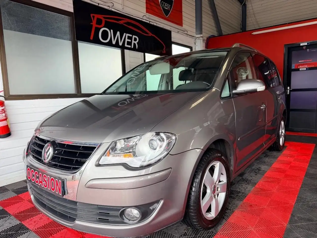 Volkswagen Touran 1.6 TDI 105 BLUEMOTION CONFORT LINE