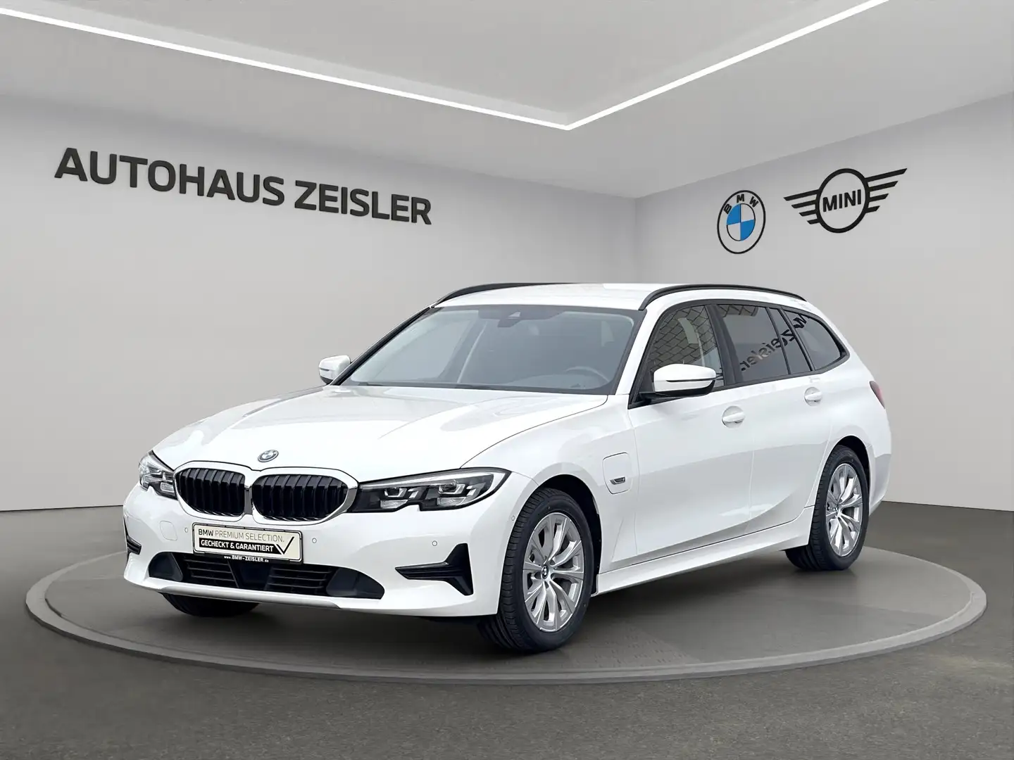 BMW 320 e Touring AHK akt.Geschwindigkeitsregelung Weiß - 1