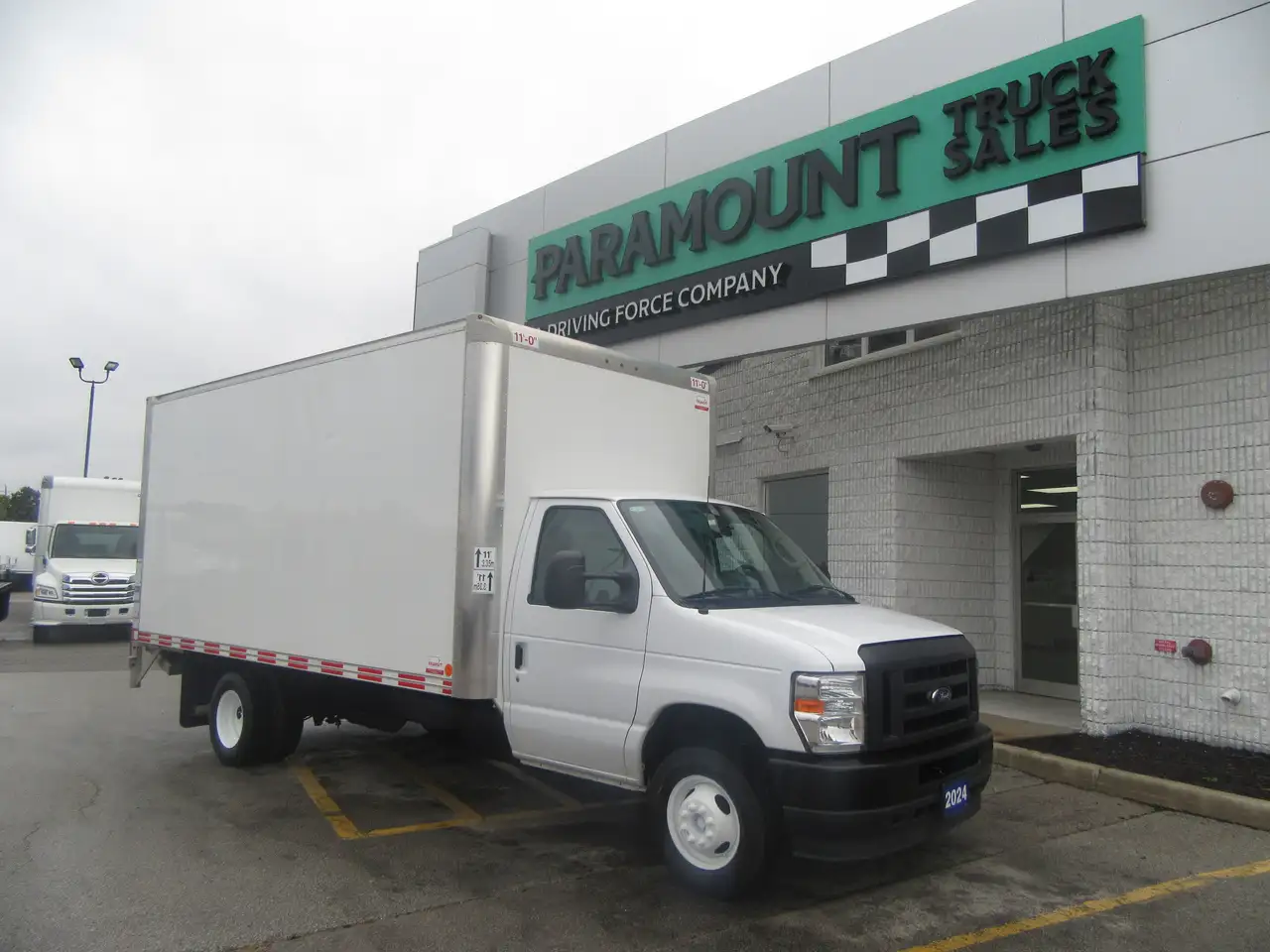2024 Ford E-450