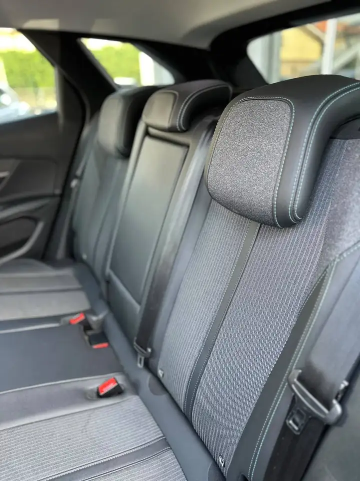 Peugeot 3008 — photo 8 sur 17