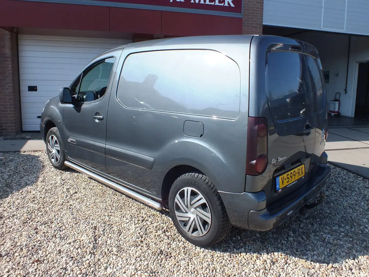 Citroen Berlingo 1.6 BlueHDI 75 Bus 3-zit Grau - 2