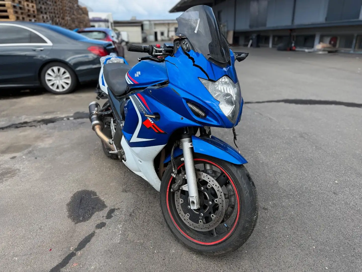 Suzuki GSX 650 F Azul - 1