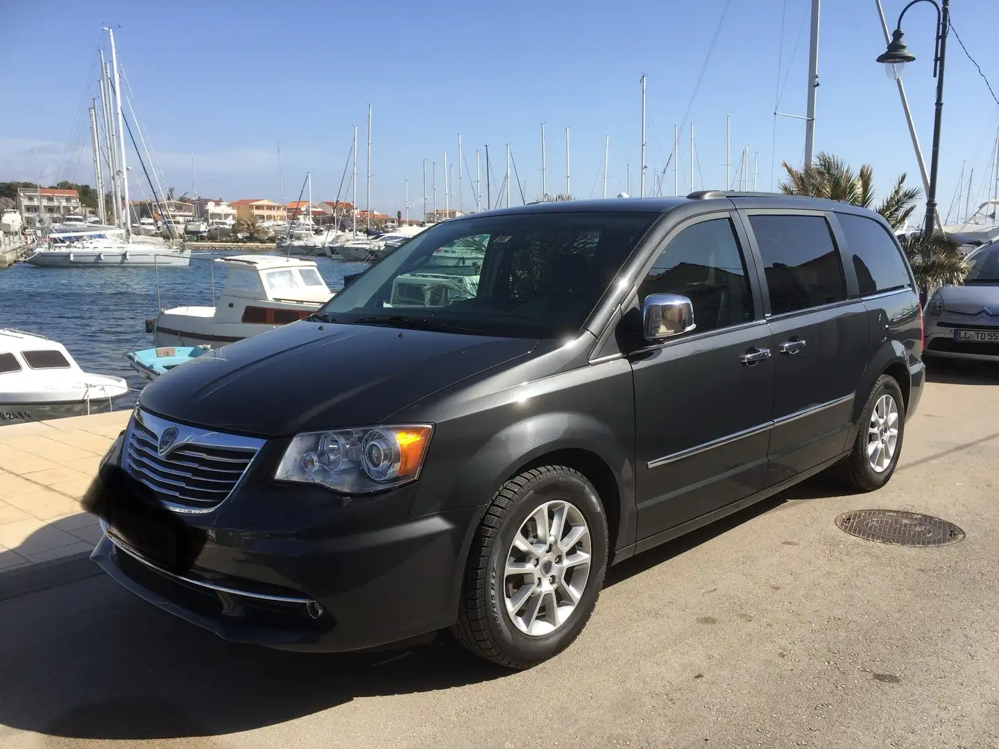 Lancia Voyager 3,6 V6 Platinum - 2