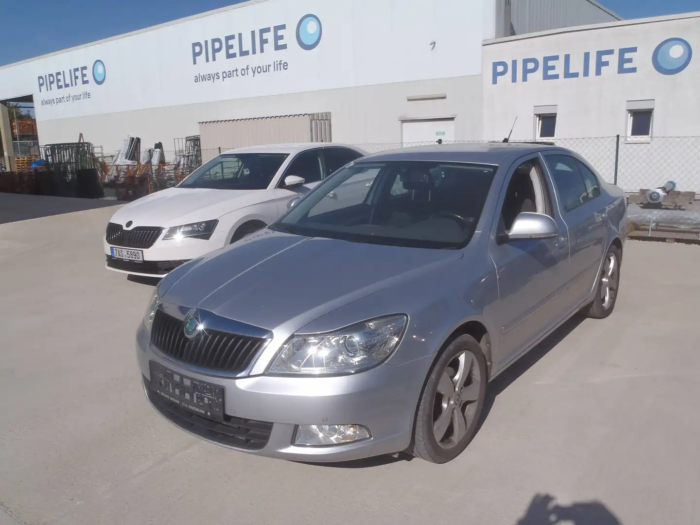 Skoda Octavia Octavia 1,6 Elegance TDI Green tec Elegance Grau - 2