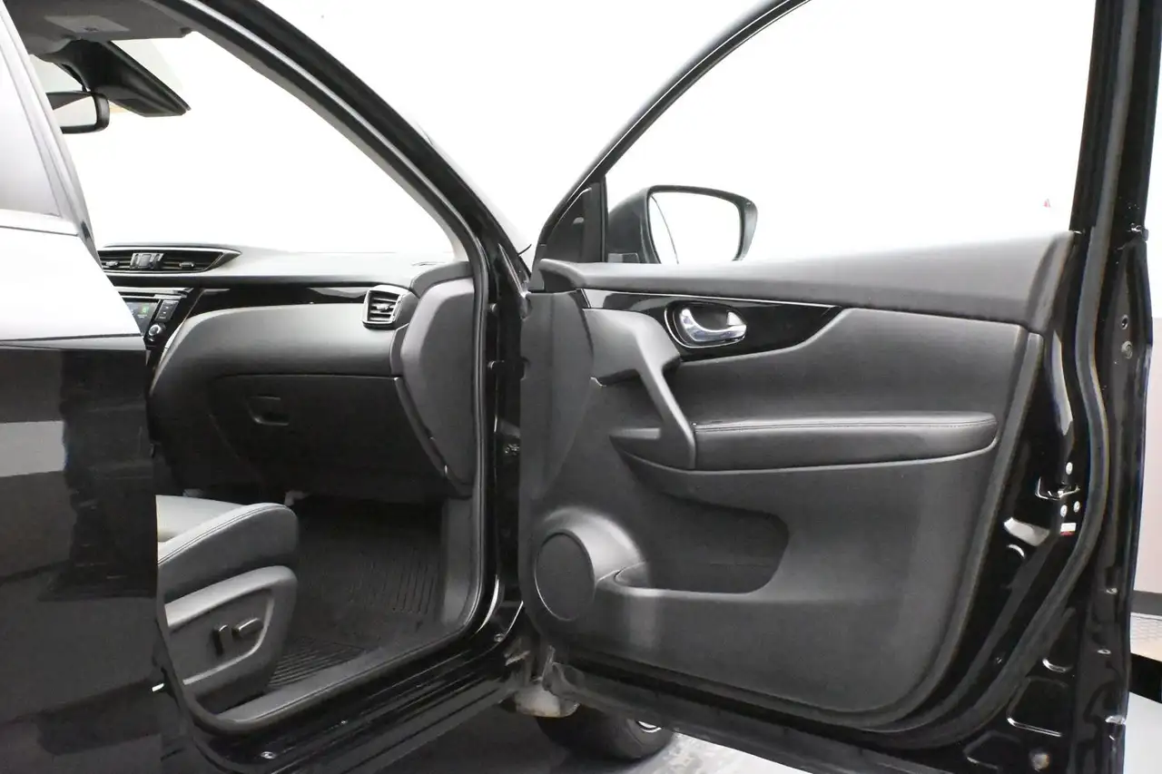 Nissan Qashqai снимка Nissan Qashqai