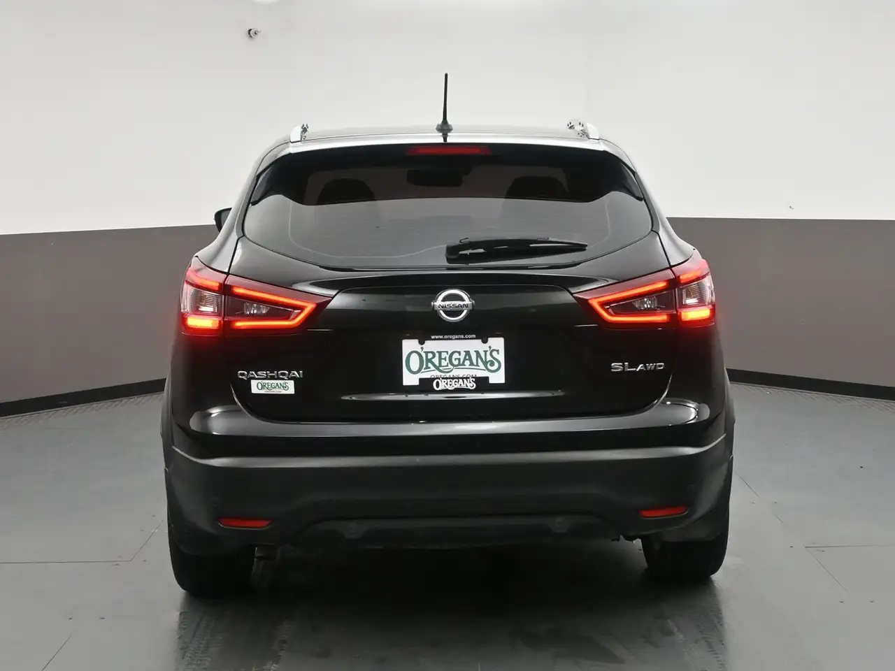 Nissan Qashqai снимка Nissan Qashqai