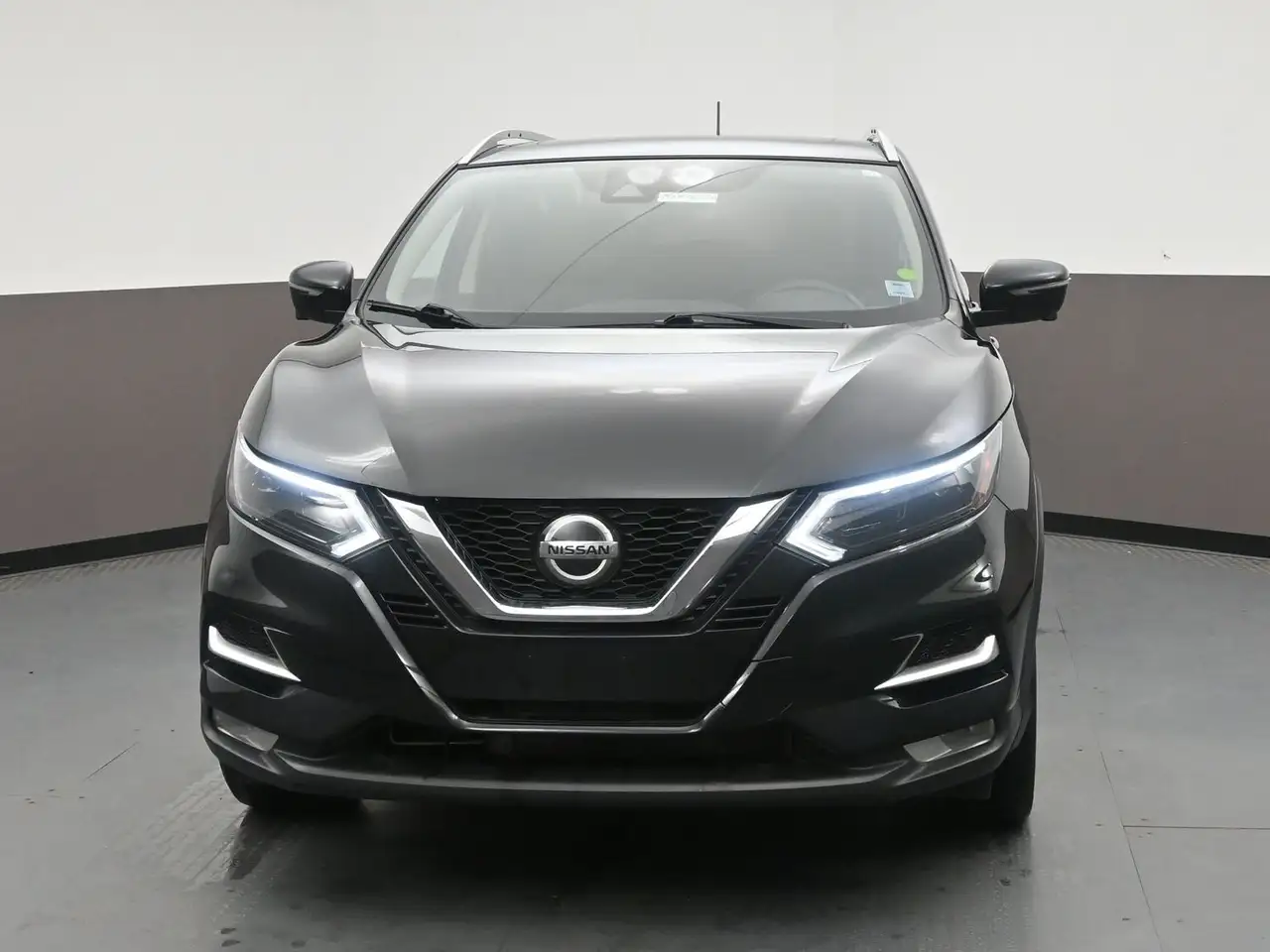 Nissan Qashqai снимка Nissan Qashqai