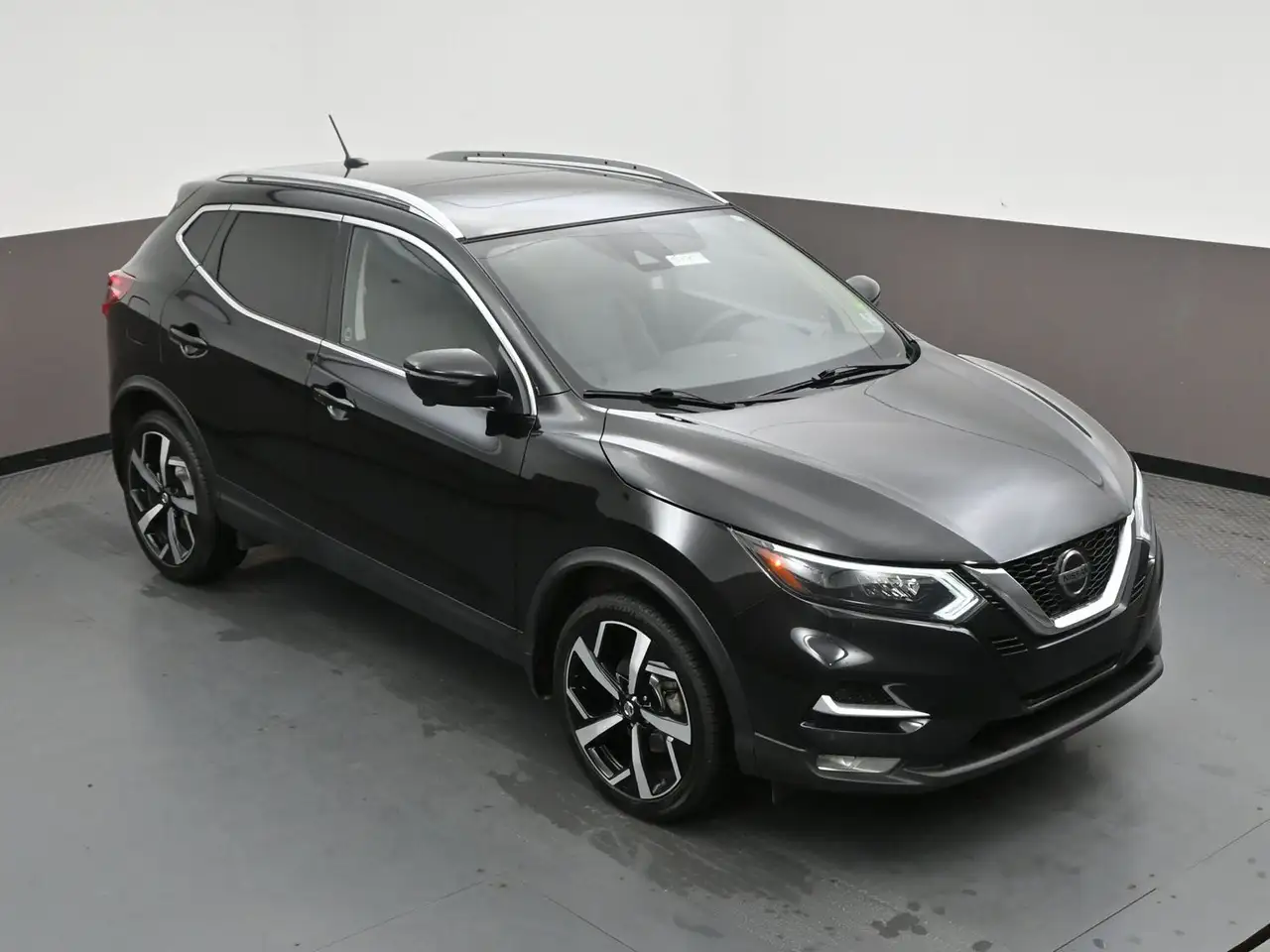 Nissan Qashqai снимка Nissan Qashqai