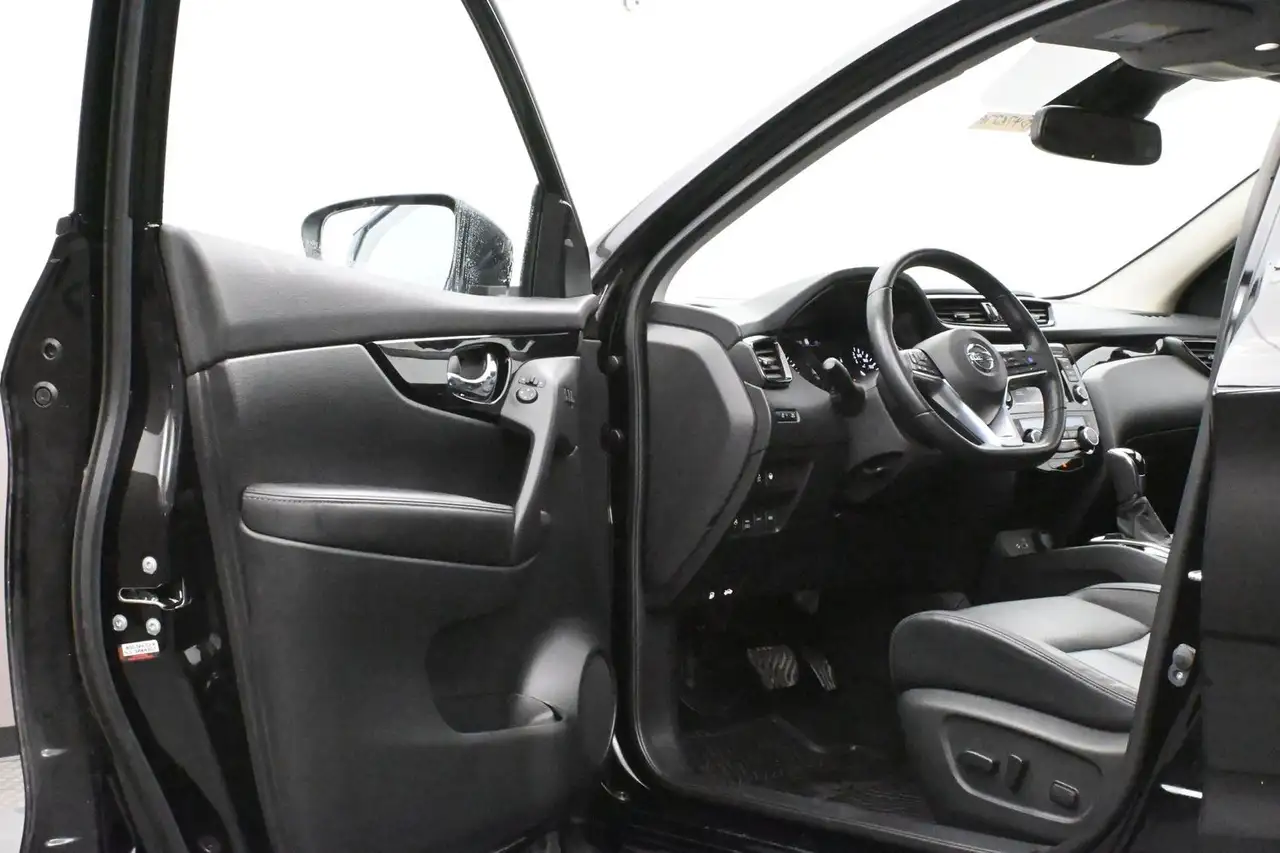 Nissan Qashqai снимка Nissan Qashqai