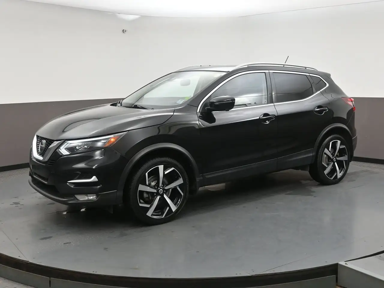 Nissan Qashqai снимка Nissan Qashqai