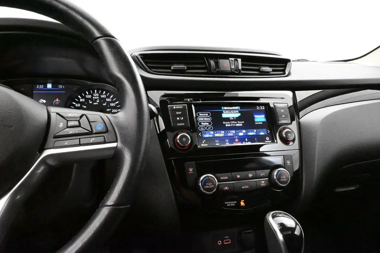 Nissan Qashqai снимка Nissan Qashqai