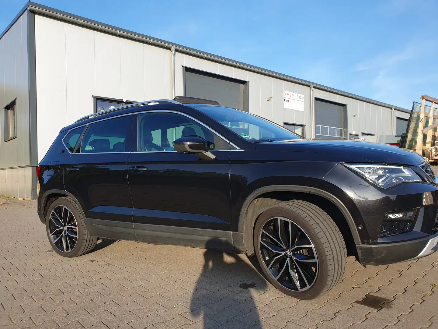 SEAT Ateca Ateca Diesel 2.0 TDI 4Drive DSG AHK Pano 360Grad Schwarz - 2