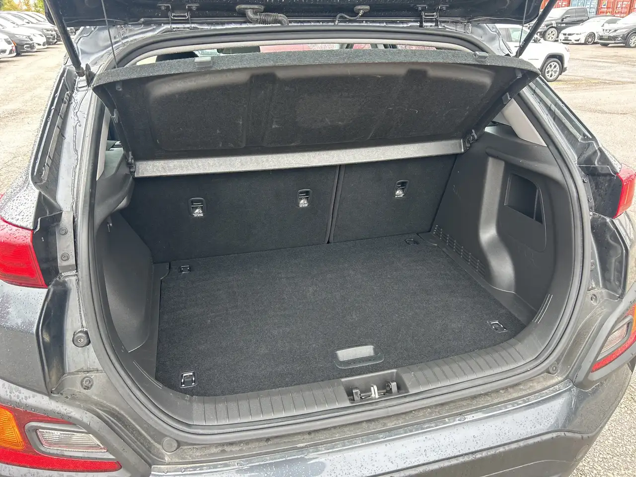 Hyundai KONA снимка Hyundai KONA