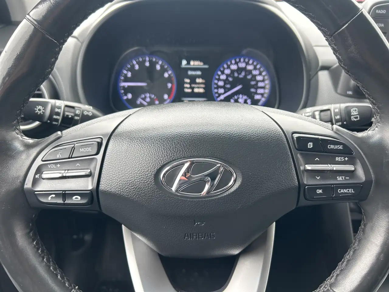 Hyundai KONA снимка Hyundai KONA