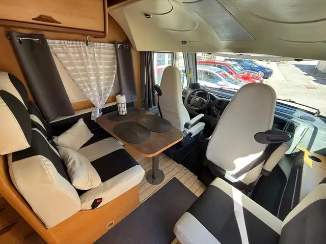Fiat Ducato view 13